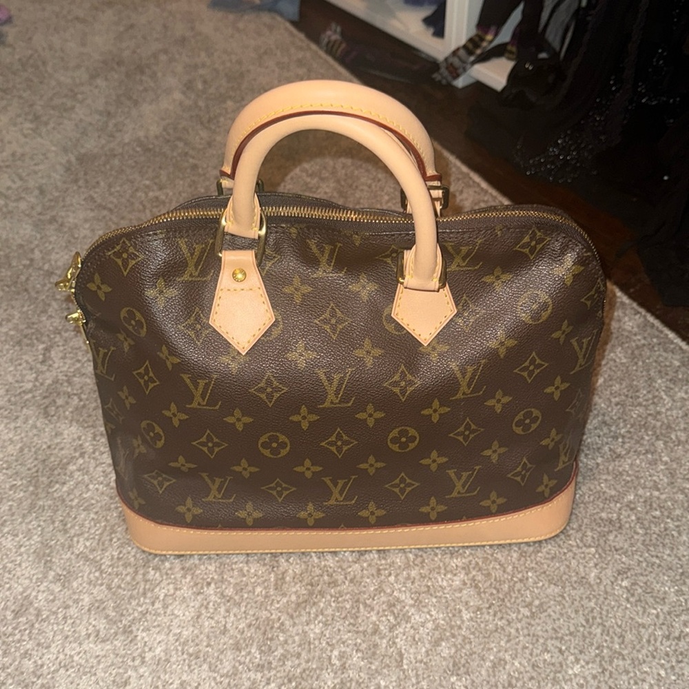 Louis Vuitton alma